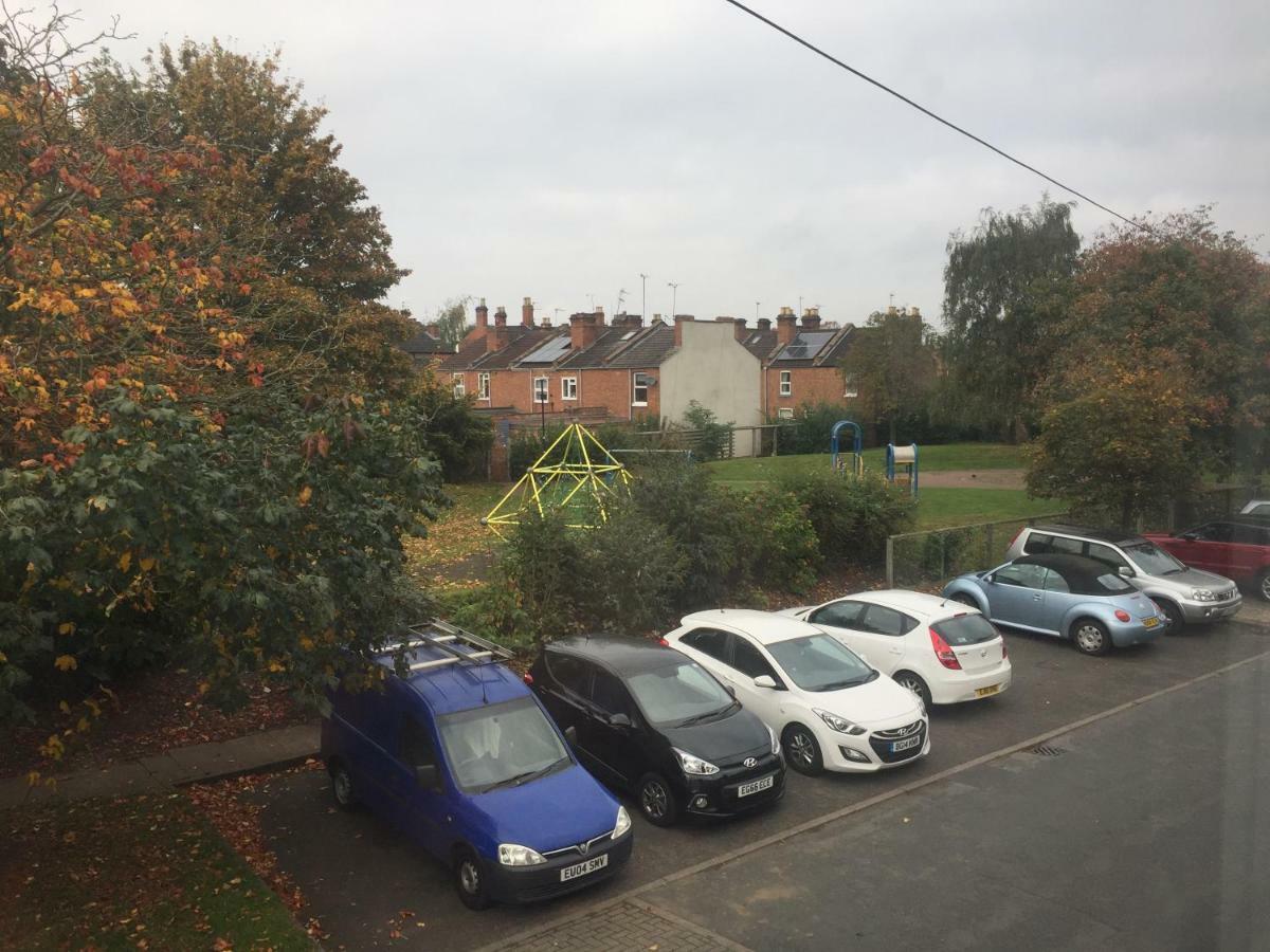 Well Presented 2 Bedroom House - Sleeps Four Royal Royal Leamington Spa Exterior foto